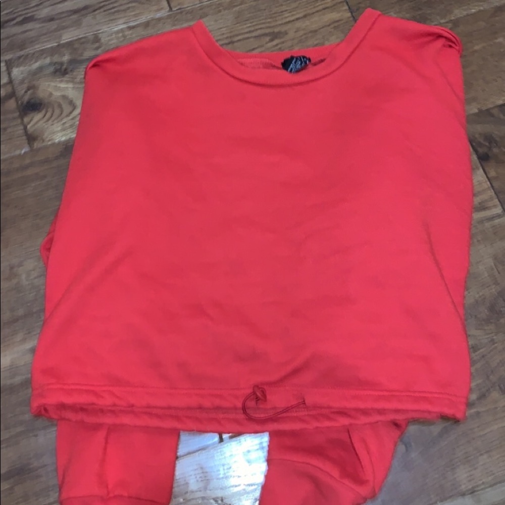 Rue 21 red cropped sweatshirt adjustable